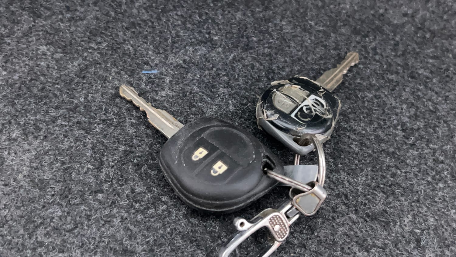 Used 2015 Maruti Suzuki Celerio ZXi Petrol Manual extra CAR KEY VIEW