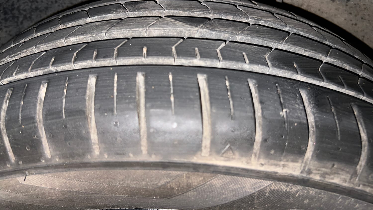 Used 2022 Tata Punch Kaziranga Creative AMT Petrol Automatic tyres RIGHT REAR TYRE TREAD VIEW