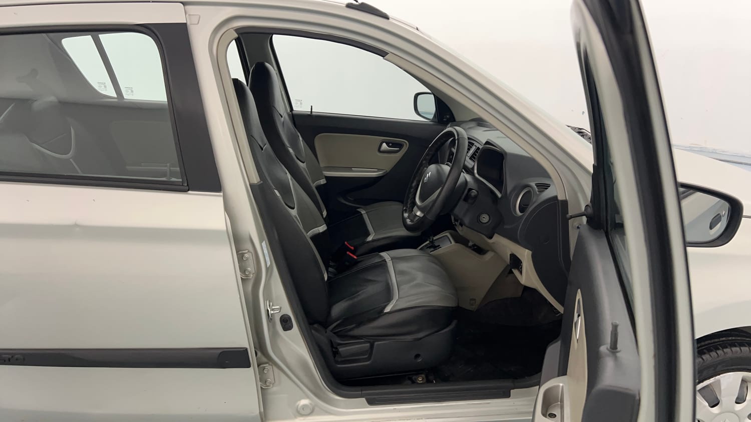 Used 2017 maruti-suzuki Alto K10 VXi (O) AMT Petrol Automatic interior RIGHT SIDE FRONT DOOR CABIN VIEW