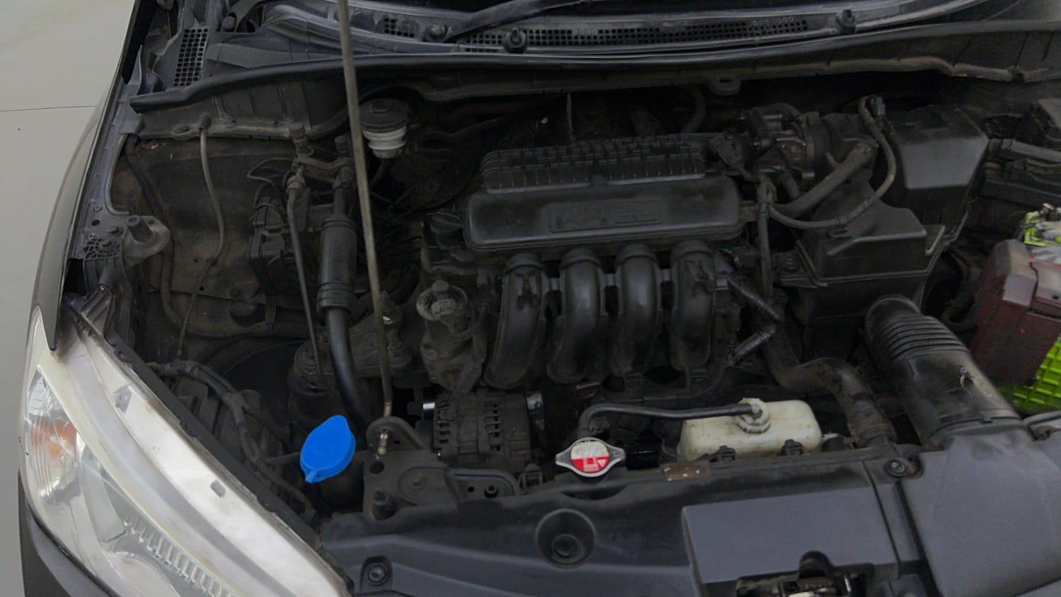 Used 2016 Honda City V Petrol Manual engine ENGINE RIGHT SIDE VIEW