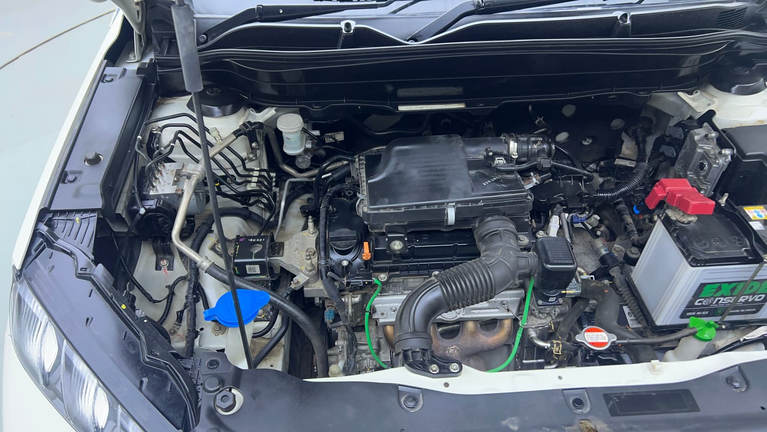Used 2023 Maruti Suzuki Grand Vitara Delta Smart Hybrid AT Petrol Automatic engine ENGINE RIGHT SIDE VIEW