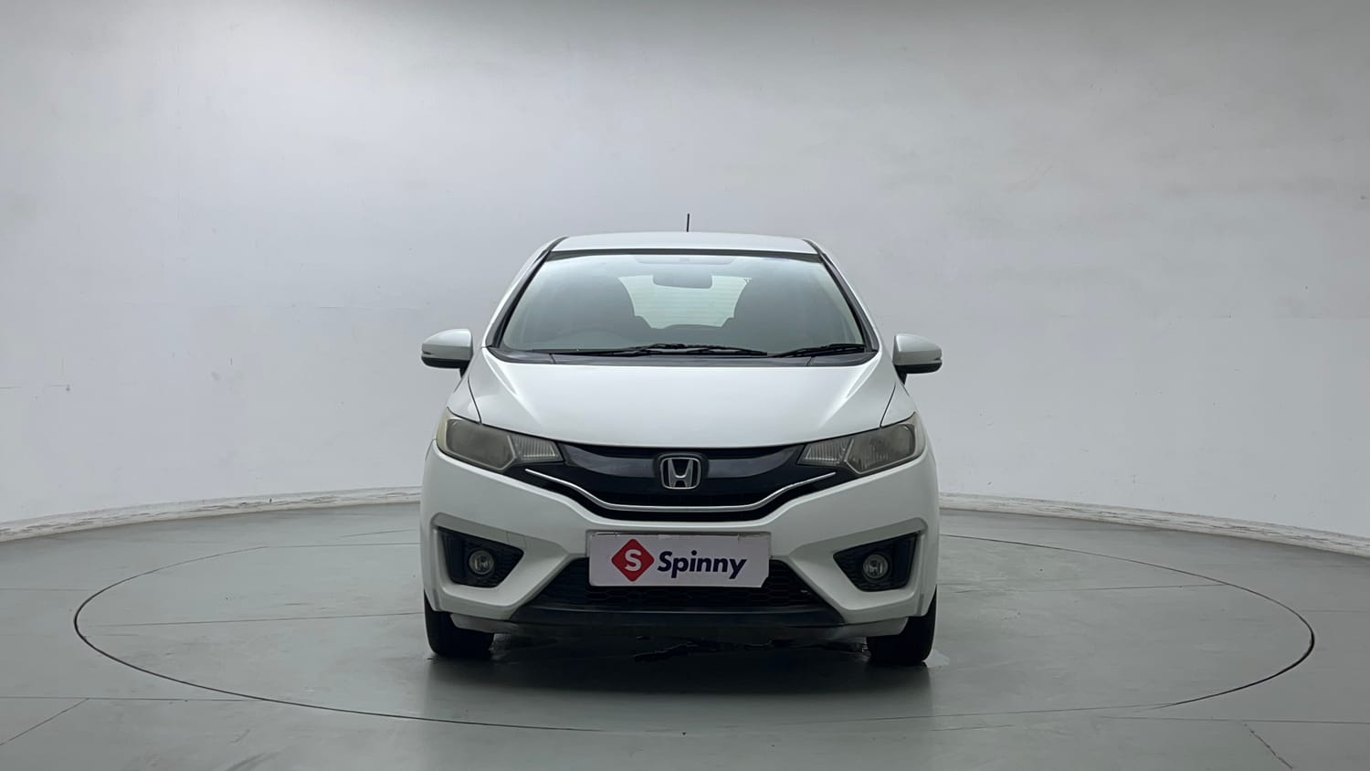 Used 2015 Honda Jazz V AT Petrol Petrol Automatic exterior FRONT VIEW