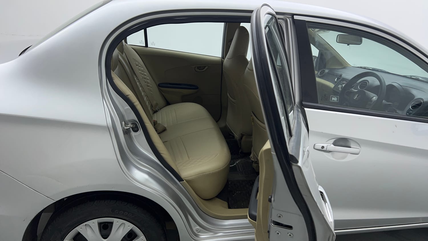 Used 2015 Honda Amaze 1.2 S i-VTEC Petrol Manual interior RIGHT SIDE REAR DOOR CABIN VIEW