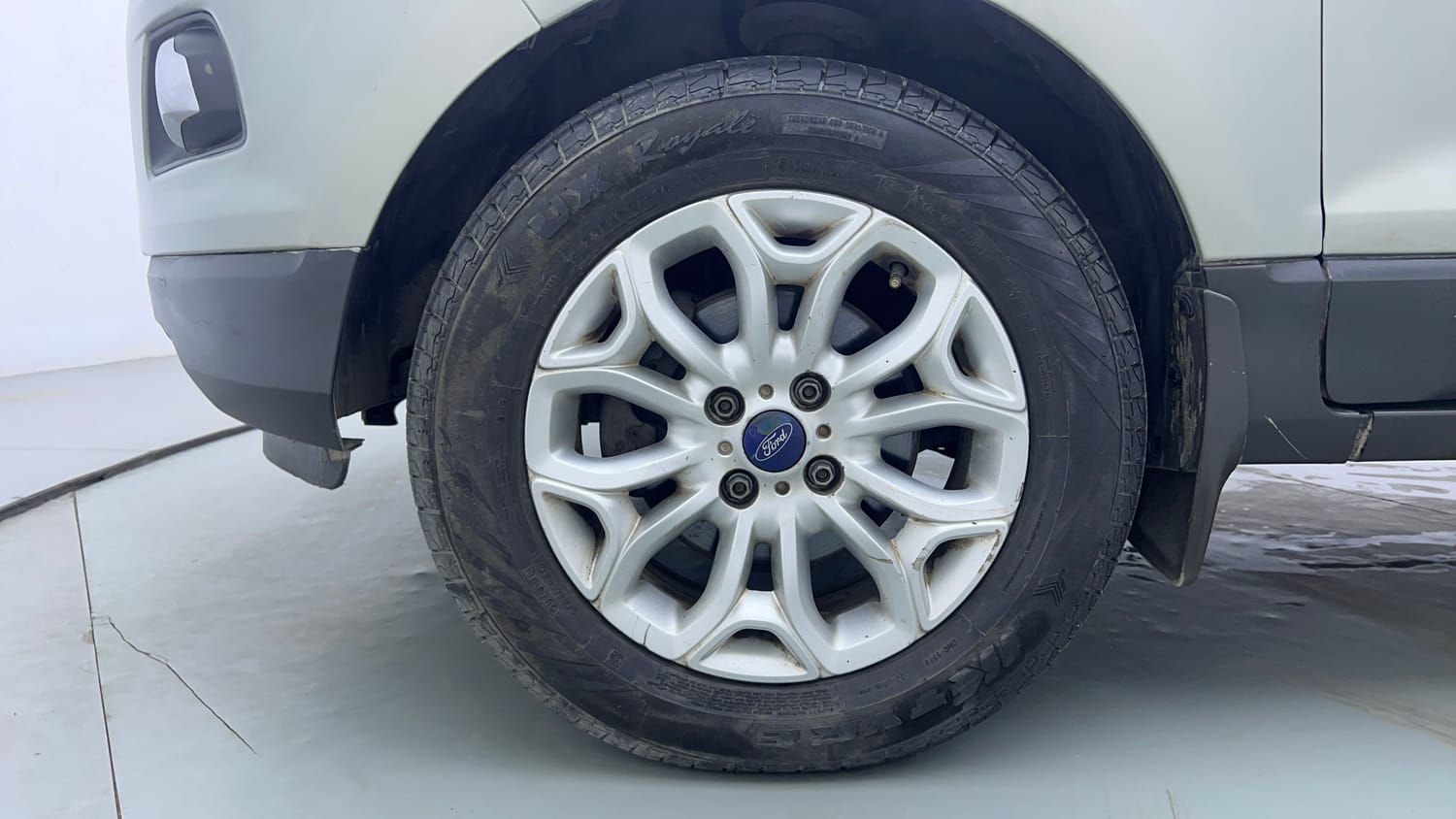 Used 2014 Ford EcoSport Titanium 1.5 TDCi (Opt) Diesel Manual tyres LEFT FRONT TYRE RIM VIEW