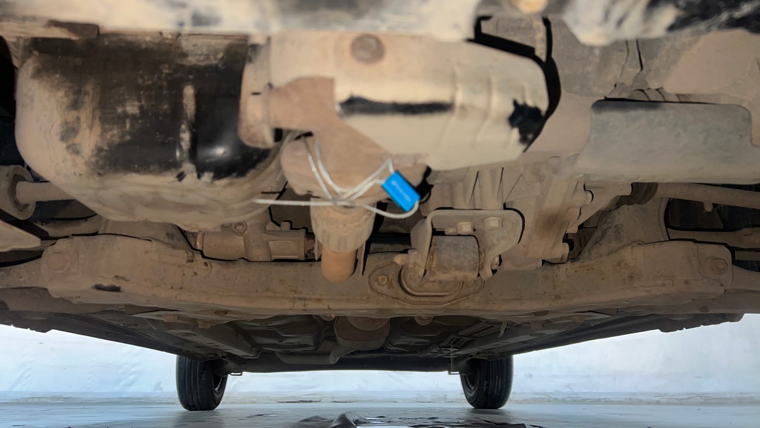 Used 2020 Hyundai Santro Sportz AMT Petrol Automatic extra FRONT LEFT UNDERBODY VIEW