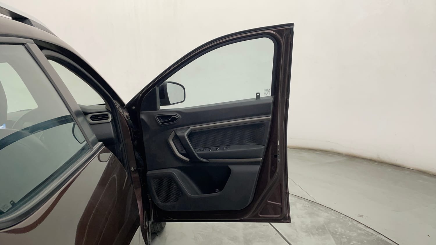 Used 2021 Renault Kiger RXZ Turbo CVT Petrol Automatic interior RIGHT FRONT DOOR OPEN VIEW