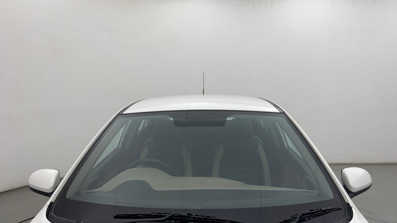 Used 2018 Hyundai Elite i20 Magna Executive 1.2 Petrol Manual exterior FRONT WINDSHIELD VIEW