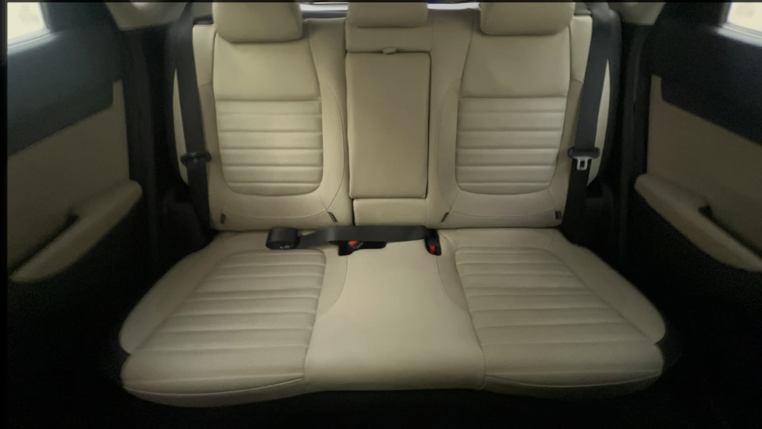 Used 2020 kia Seltos GTX Plus DCT 1.4 Petrol Automatic interior REAR SEAT CONDITION VIEW