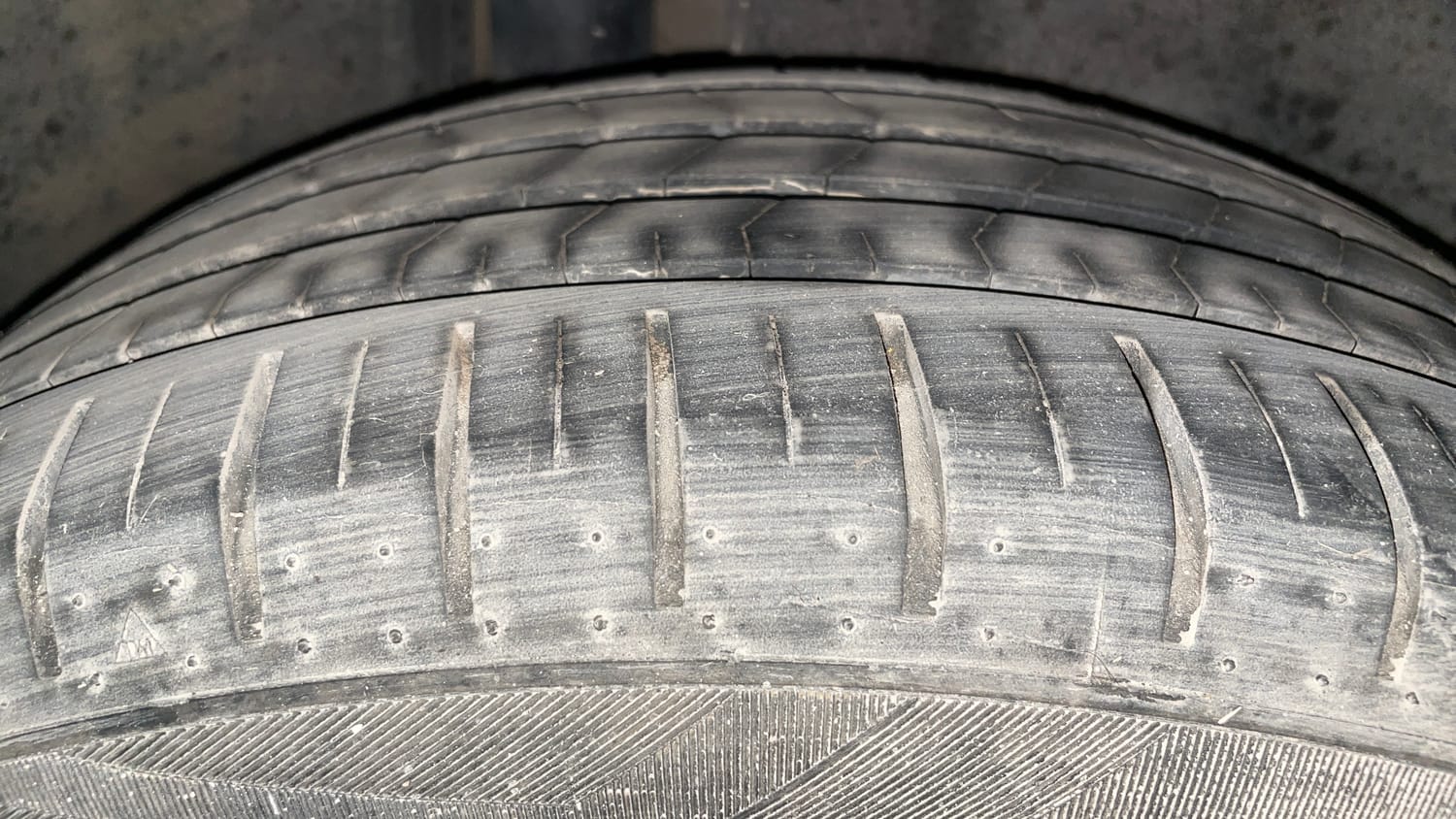 Used 2017 Maruti Suzuki Ciaz ZXI+ Petrol Manual tyres RIGHT REAR TYRE TREAD VIEW