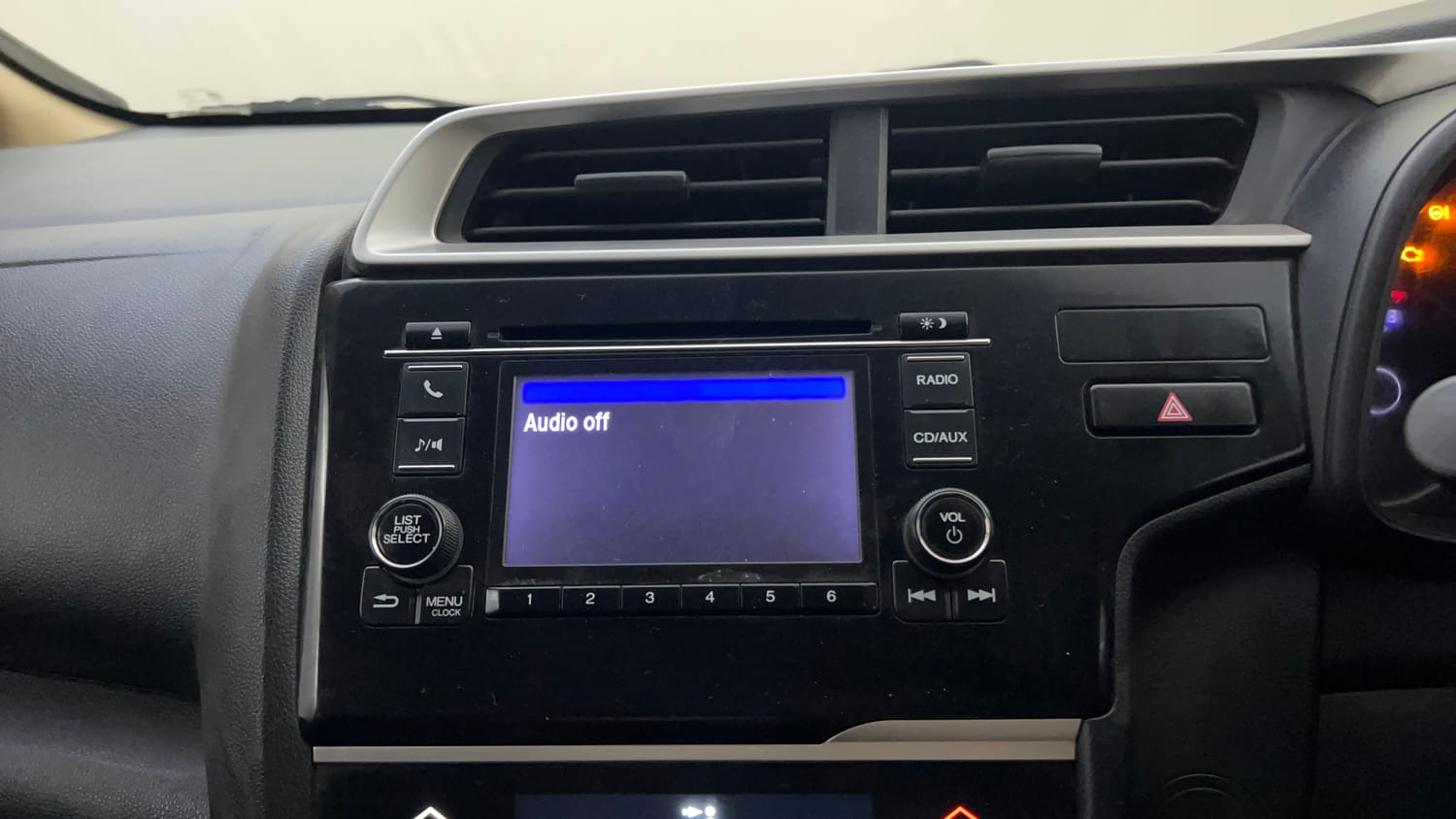 Used 2018 Honda Jazz V Petrol Petrol Manual top_features Integrated (in-dash) music system