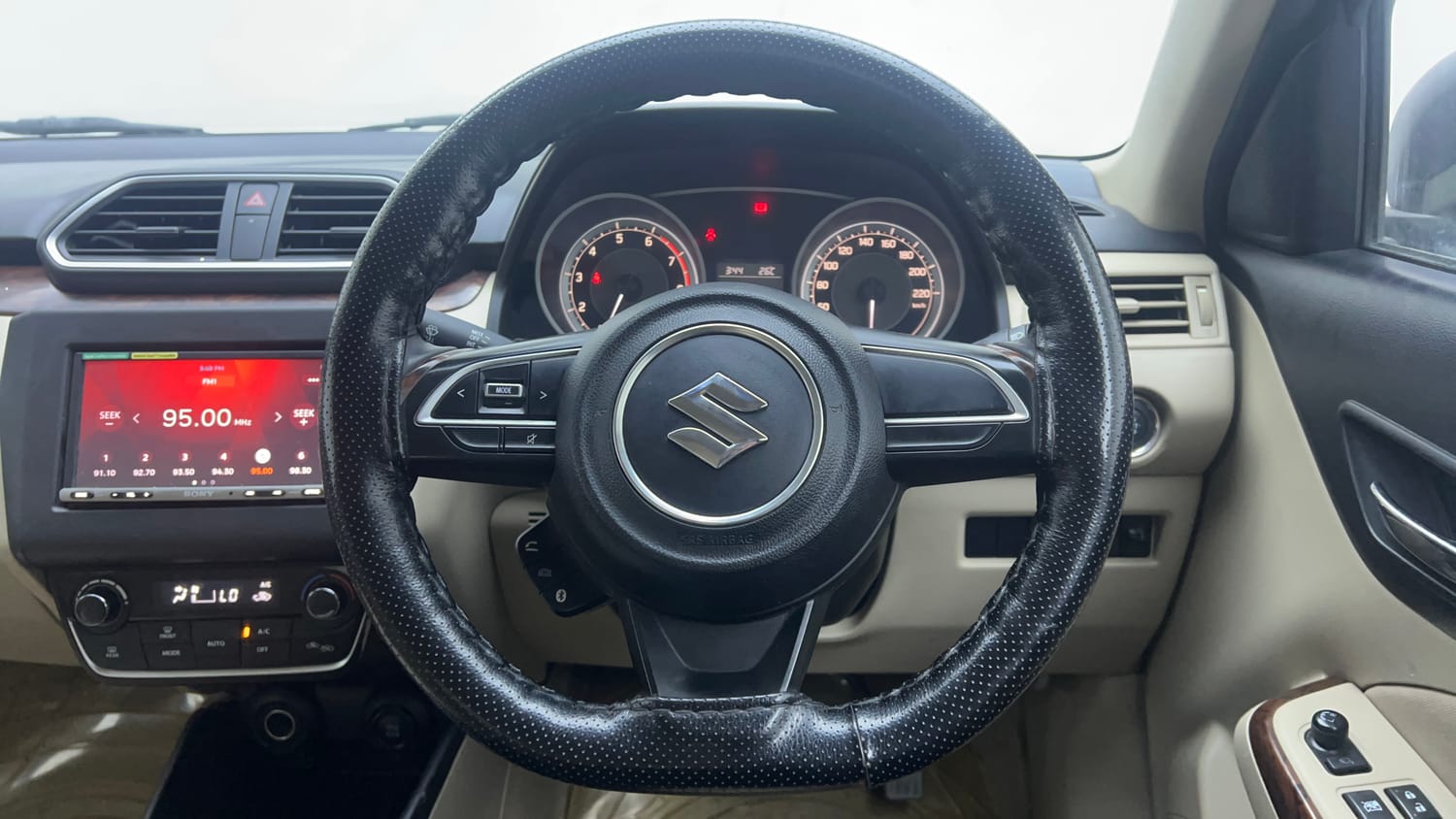 Used 2018 Maruti Suzuki Dzire ZXi AMT Petrol Automatic interior STEERING VIEW