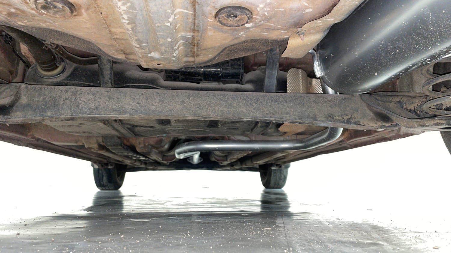 Used 2017 Hyundai Elite i20 Magna 1.2 Petrol Manual extra REAR UNDERBODY VIEW (TAKEN FROM REAR)