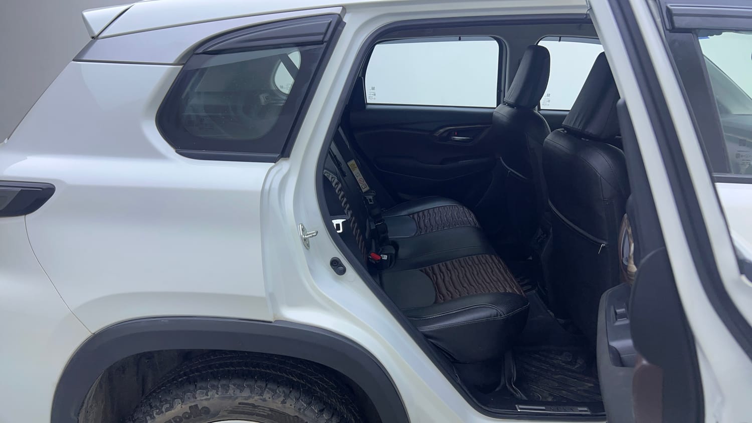 Used 2023 Maruti Suzuki Grand Vitara Delta Smart Hybrid AT Petrol Automatic interior RIGHT SIDE REAR DOOR CABIN VIEW