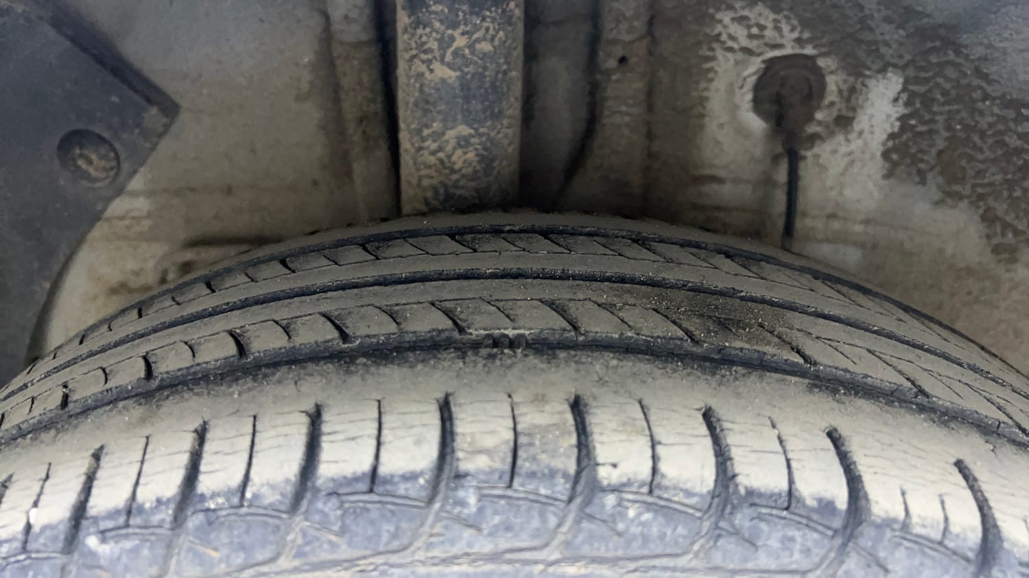 Used 2018 Hyundai Elite i20 Asta 1.2 Petrol Manual tyres RIGHT REAR TYRE TREAD VIEW