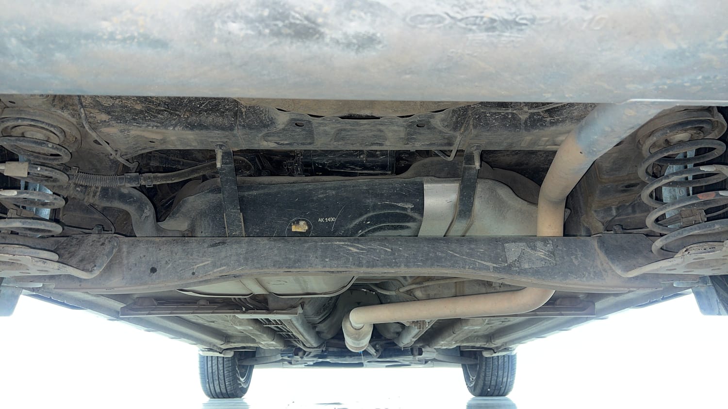 Used 2020 Kia Seltos GTK 1.4 Petrol Manual extra REAR UNDERBODY VIEW (TAKEN FROM REAR)