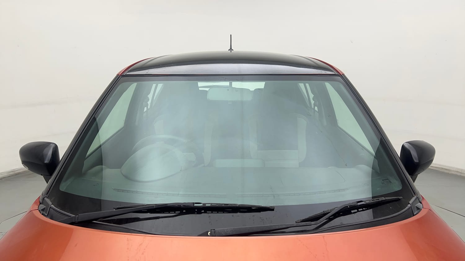 Used 2017 Maruti Suzuki Ignis Zeta 1.2 AMT Petrol Automatic exterior FRONT WINDSHIELD VIEW