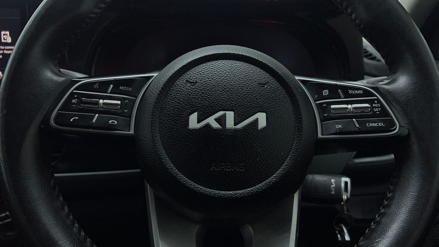 Used 2022 Kia Seltos HTK 1.5 Diesel Diesel Manual top_features Airbags