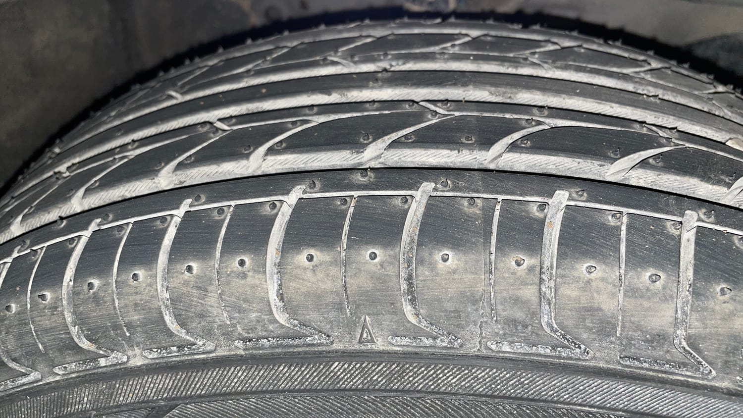Used 2015 Honda Brio E MT Petrol Manual tyres RIGHT FRONT TYRE TREAD VIEW