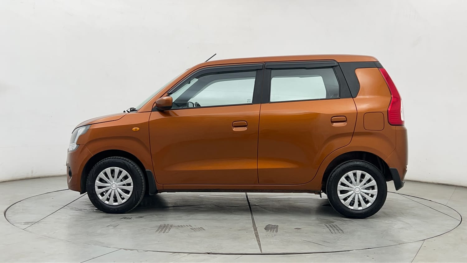 Used 2019 Maruti Suzuki Wagon R VXi 1.2 Petrol Manual exterior LEFT SIDE VIEW