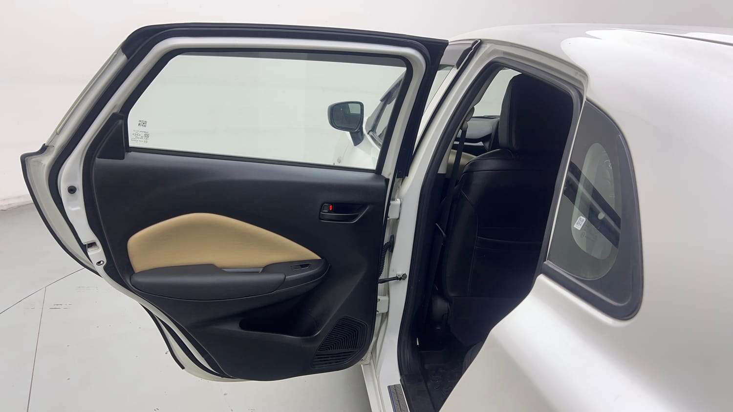 Used 2023 Toyota Glanza E Petrol Manual interior LEFT REAR DOOR OPEN VIEW