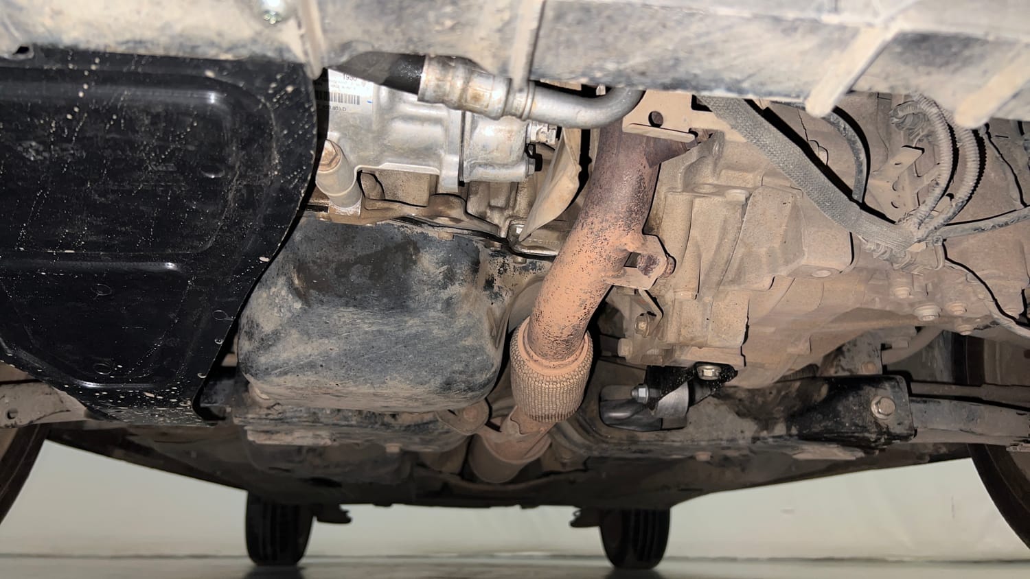 Used 2016 Volkswagen Polo Highline1.2L (P) Petrol Manual extra FRONT LEFT UNDERBODY VIEW