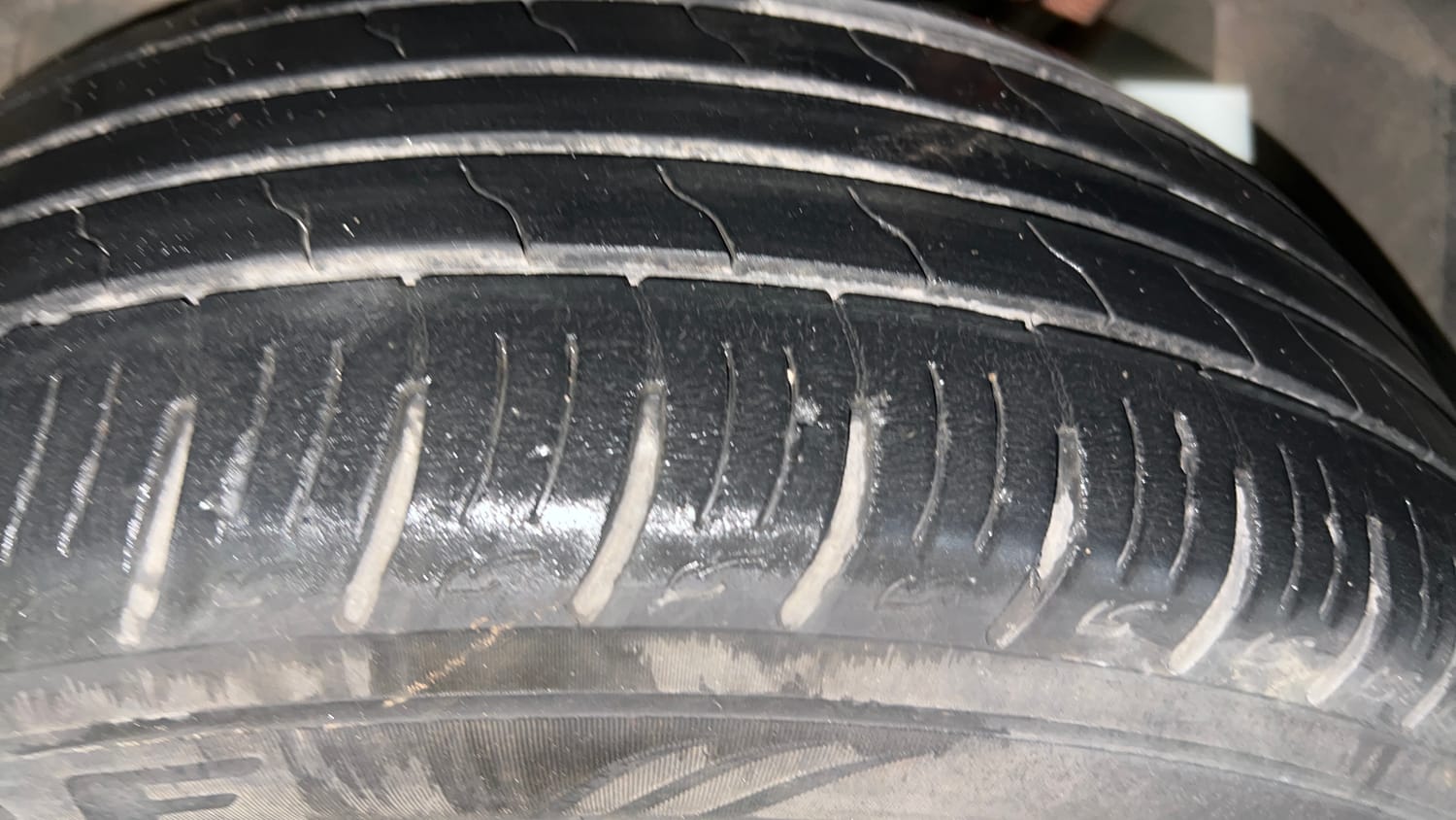 Used 2023 Tata Nexon EV XZ Plus LUX Electric Automatic tyres LEFT REAR TYRE TREAD VIEW