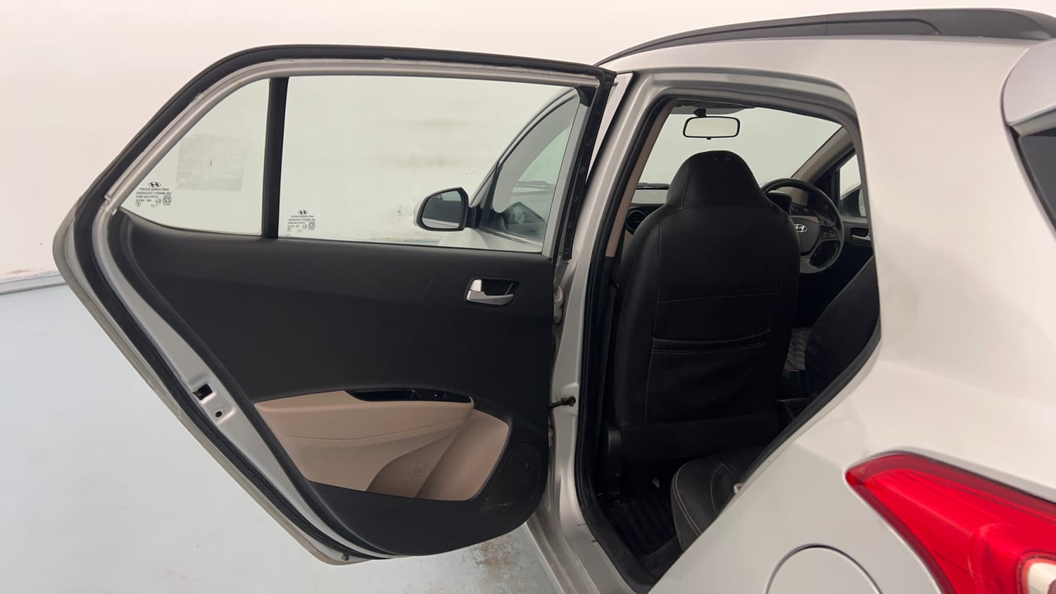 Used 2018 Hyundai Grand i10 Asta U2 1.2 CRDi Diesel Manual interior LEFT REAR DOOR OPEN VIEW
