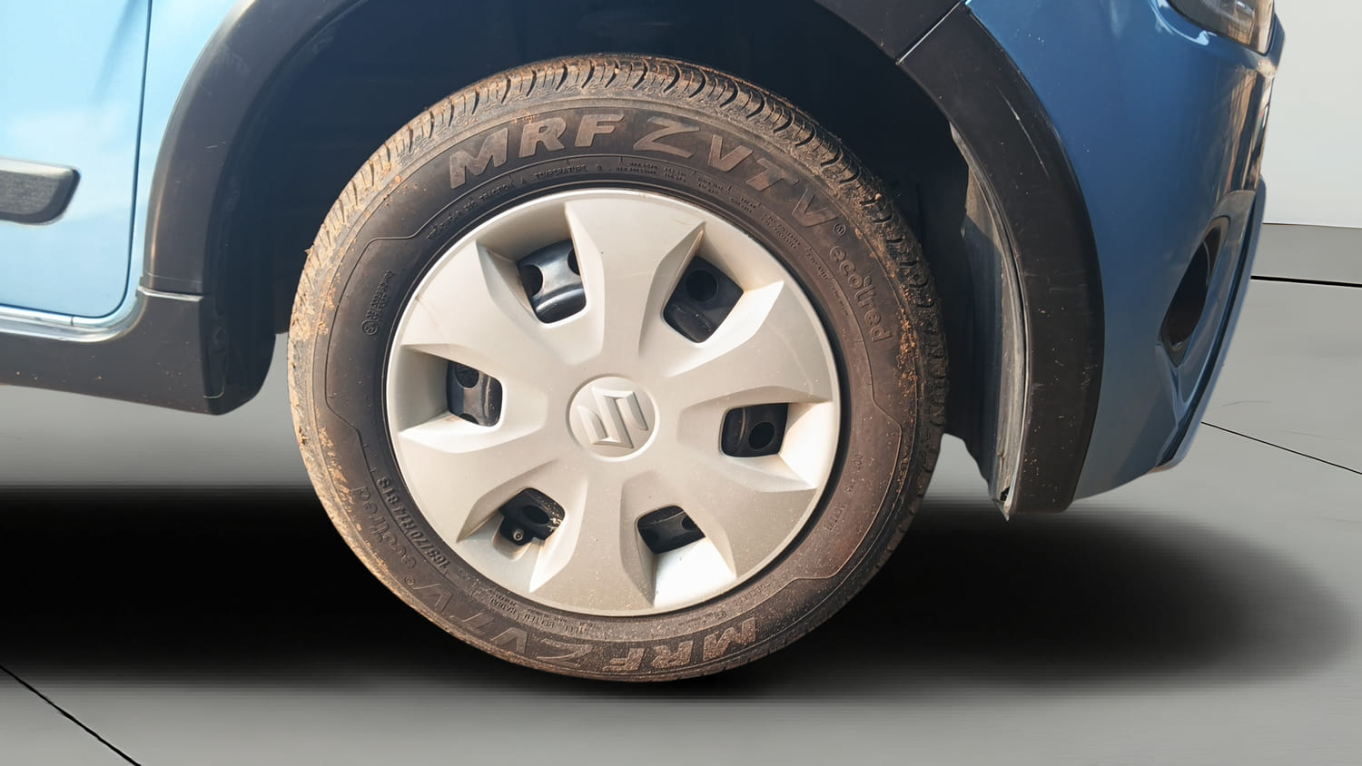 Used 2019 Maruti Suzuki Wagon R ZXi 1.2 AMT Petrol Automatic tyres RIGHT FRONT TYRE RIM VIEW