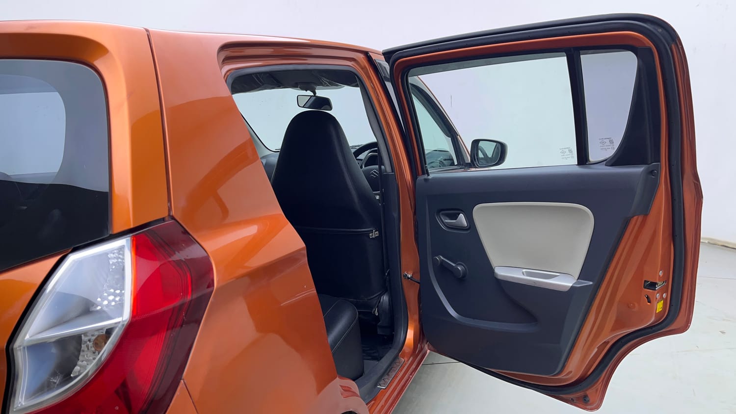 Used 2015 Maruti Suzuki Alto K10 VXi Petrol Manual interior RIGHT REAR DOOR OPEN VIEW