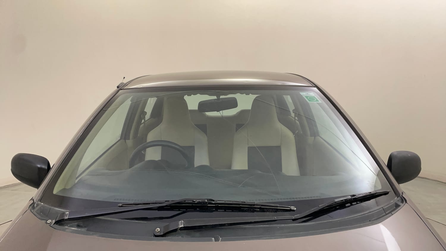 Used 2015 Honda Brio E MT Petrol Manual exterior FRONT WINDSHIELD VIEW