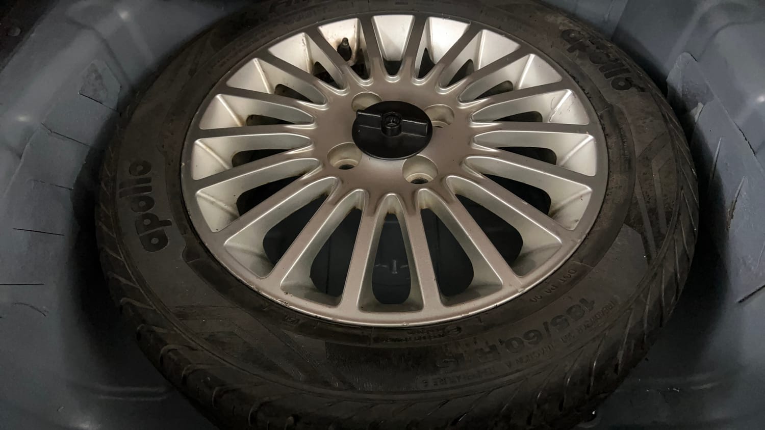 Used 2015 Tata Zest XT Petrol Petrol Manual tyres SPARE TYRE VIEW