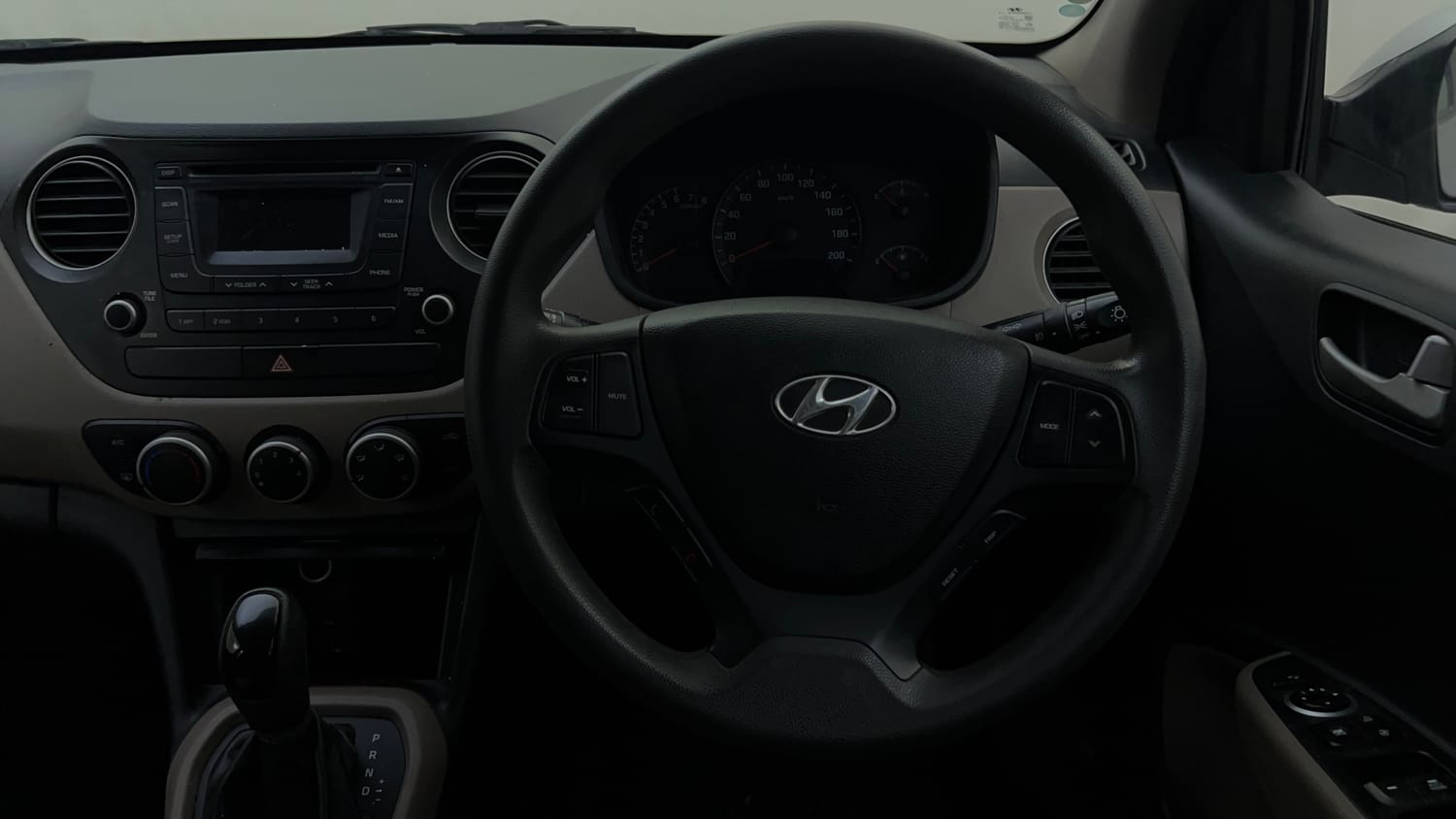 Used 2014 Hyundai Xcent SX AT 1.2 (O) Petrol Automatic interior STEERING VIEW