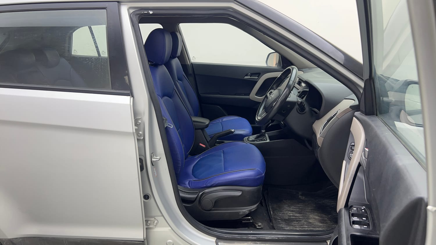 Used 2016 Hyundai Creta 1.6 SX Plus AT Petrol Petrol Automatic interior RIGHT SIDE FRONT DOOR CABIN VIEW
