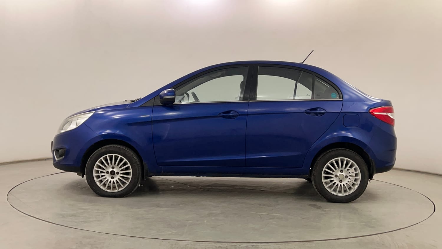 Used 2015 Tata Zest XT Petrol Petrol Manual exterior LEFT SIDE VIEW