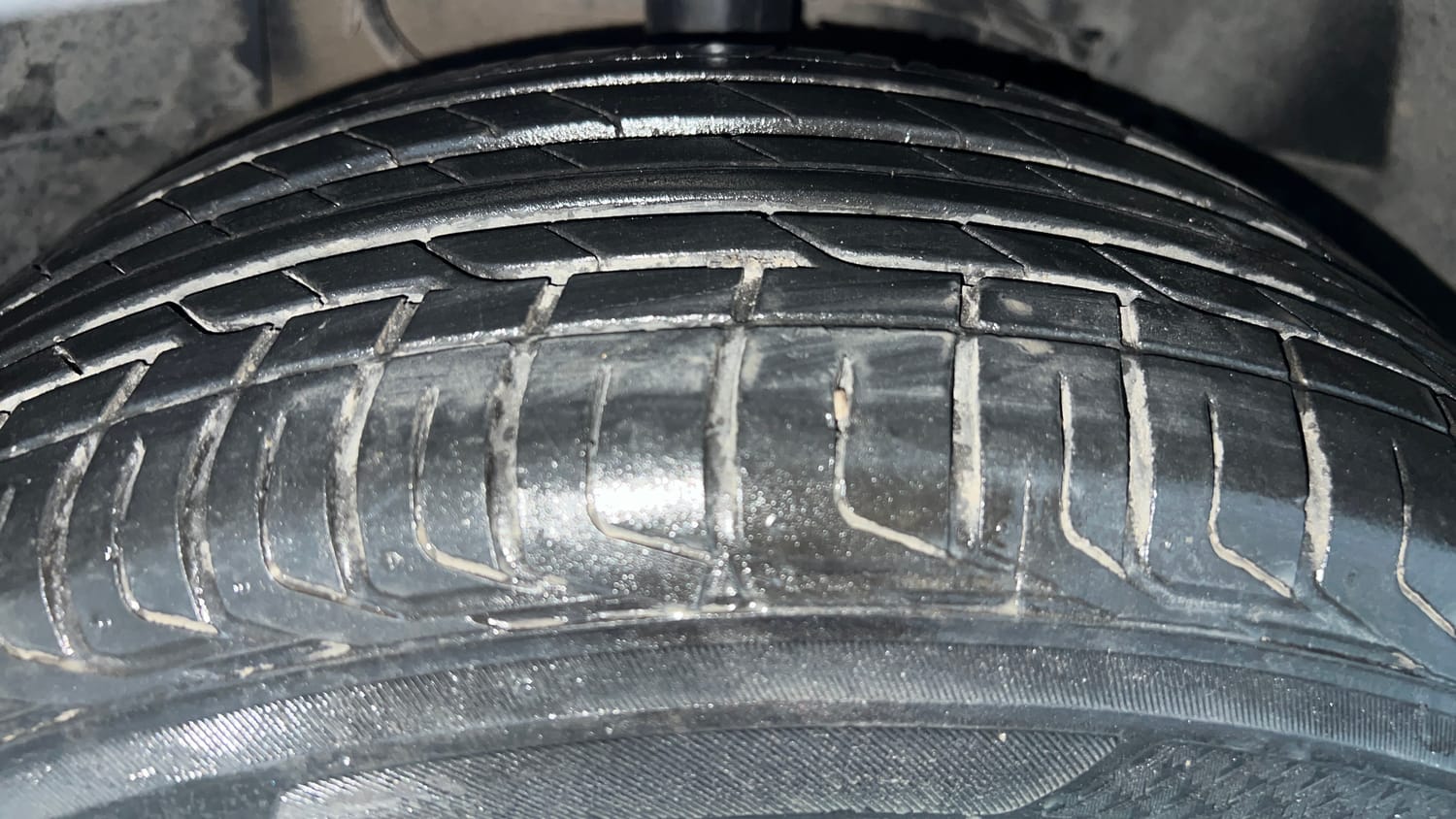 Used 2021 Tata Nexon XZ Plus Petrol Manual tyres RIGHT FRONT TYRE TREAD VIEW