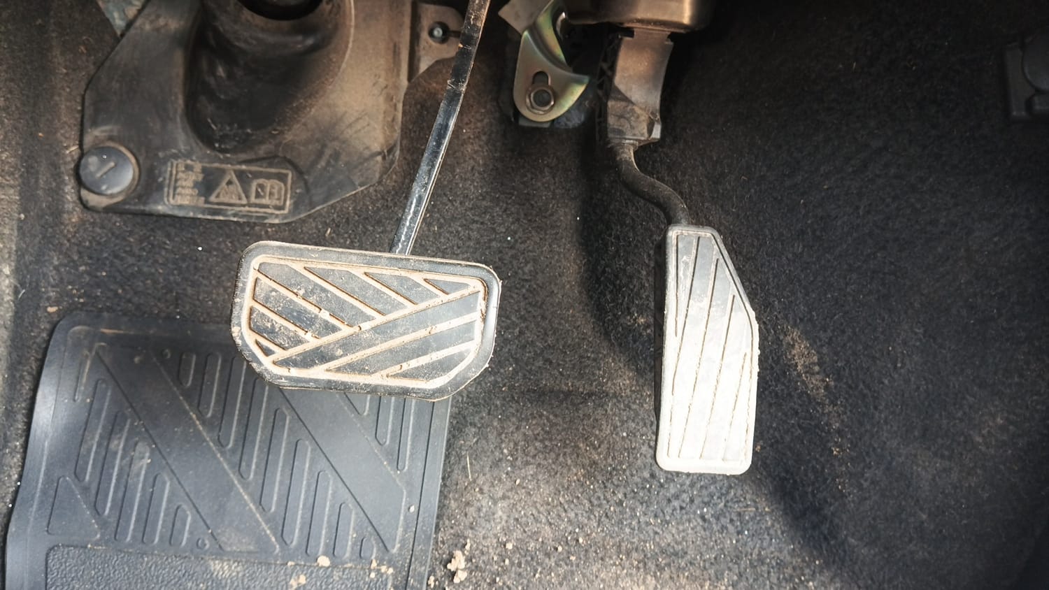 Used 2019 Maruti Suzuki Wagon R ZXi 1.2 AMT Petrol Automatic interior PEDALS VIEW