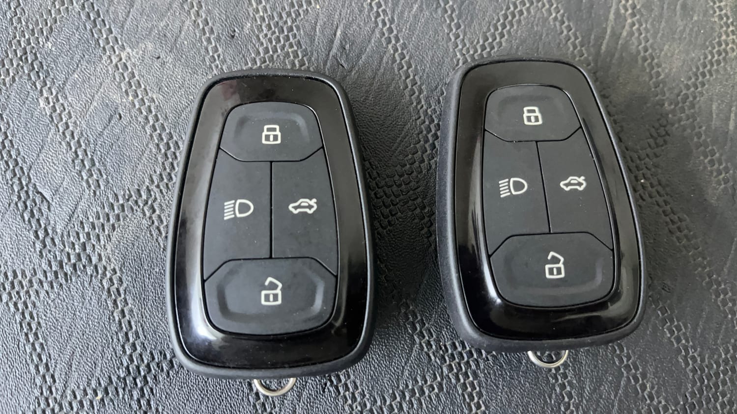 Used 2024 Tata Nexon Creative Plus S 1.5 Revotorq Diesel 6MT Diesel Manual extra CAR KEY VIEW