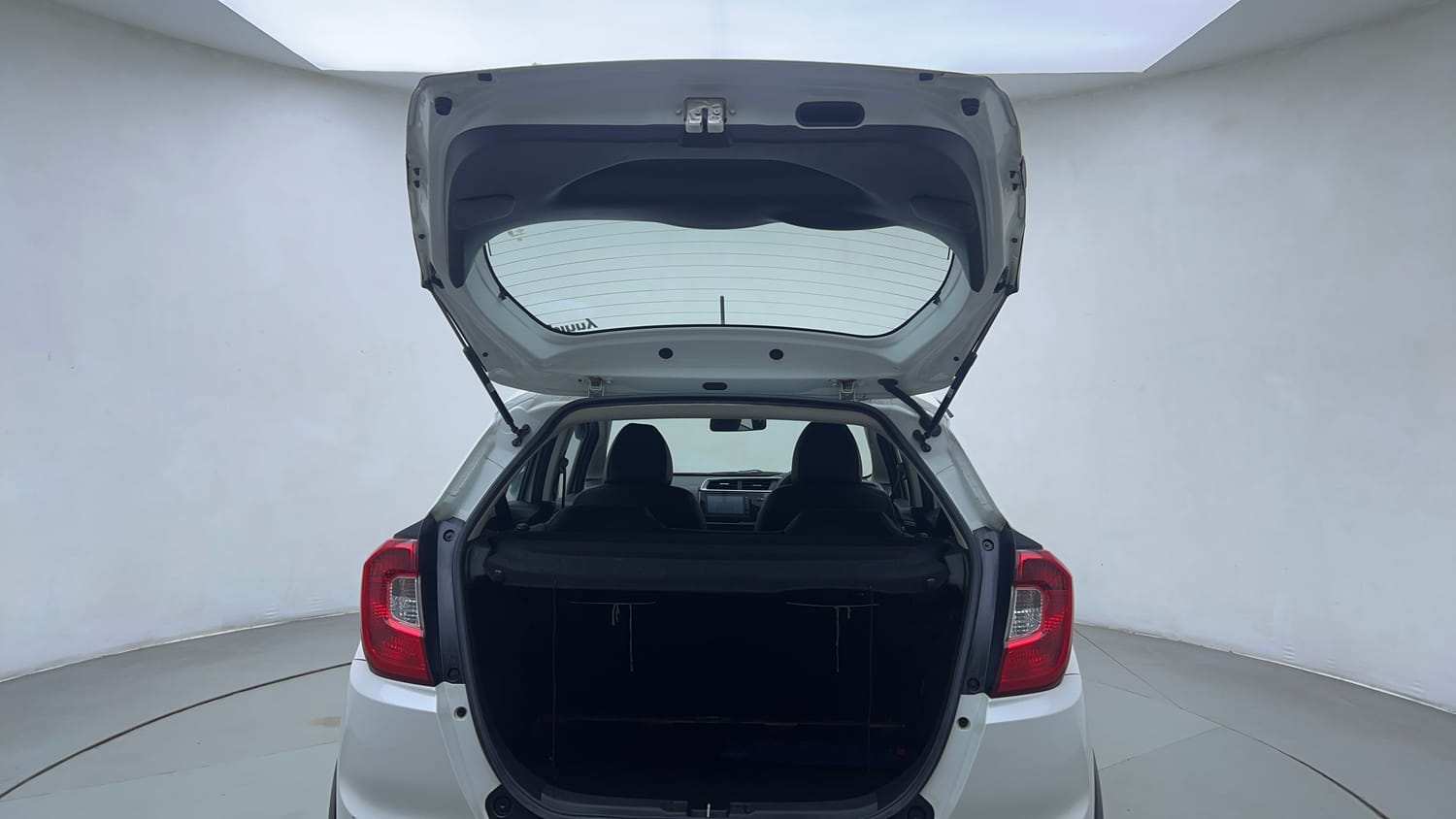 Used 2023 Honda WR-V SV MT Petrol Petrol Manual interior DICKY DOOR OPEN VIEW