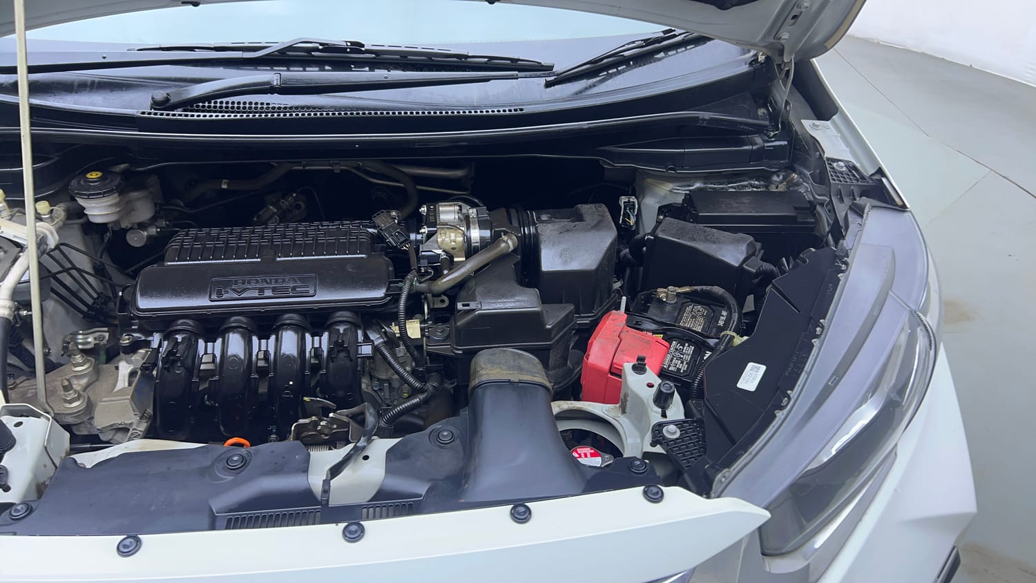 Used 2023 Honda WR-V SV MT Petrol Petrol Manual engine ENGINE LEFT SIDE VIEW