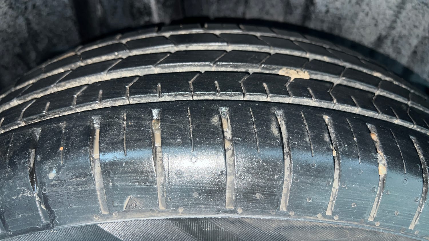 Used 2024 Maruti Suzuki Baleno Sigma MT Petrol Manual tyres RIGHT REAR TYRE TREAD VIEW