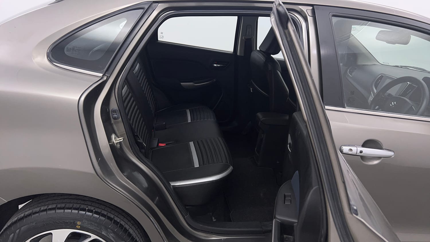 Used 2021 Maruti Suzuki Baleno Zeta Petrol Manual interior RIGHT SIDE REAR DOOR CABIN VIEW