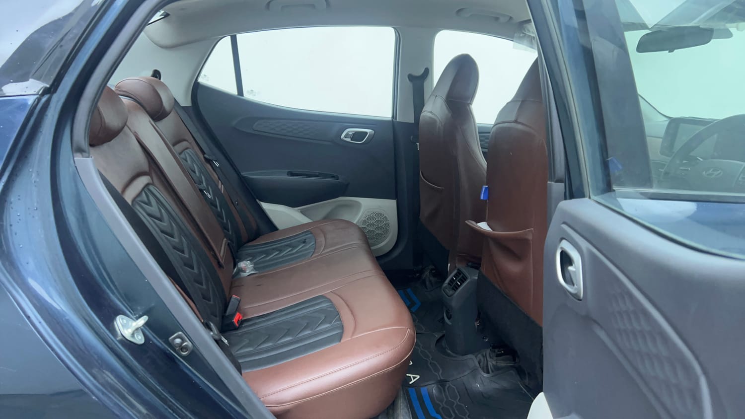 Used 2025 Hyundai Aura SX Plus 1.2 AMT Petrol Petrol Automatic interior RIGHT SIDE REAR DOOR CABIN VIEW