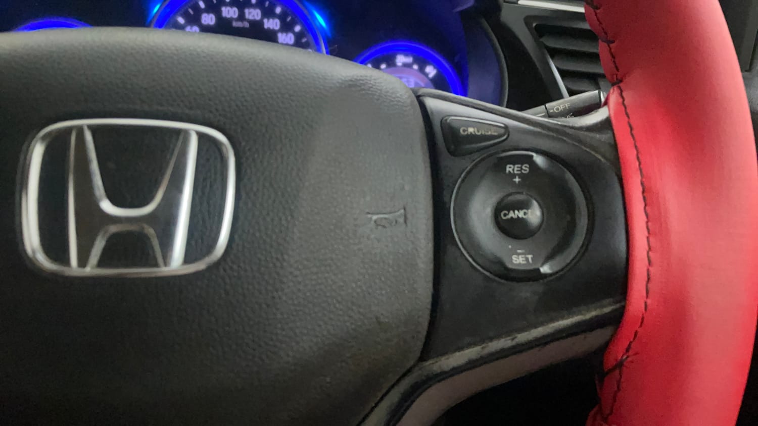 Used 2014 Honda City VX Diesel Diesel Manual top_features Cruise control