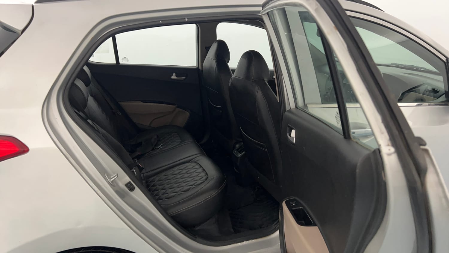 Used 2018 Hyundai Grand i10 Asta U2 1.2 CRDi Diesel Manual interior RIGHT SIDE REAR DOOR CABIN VIEW