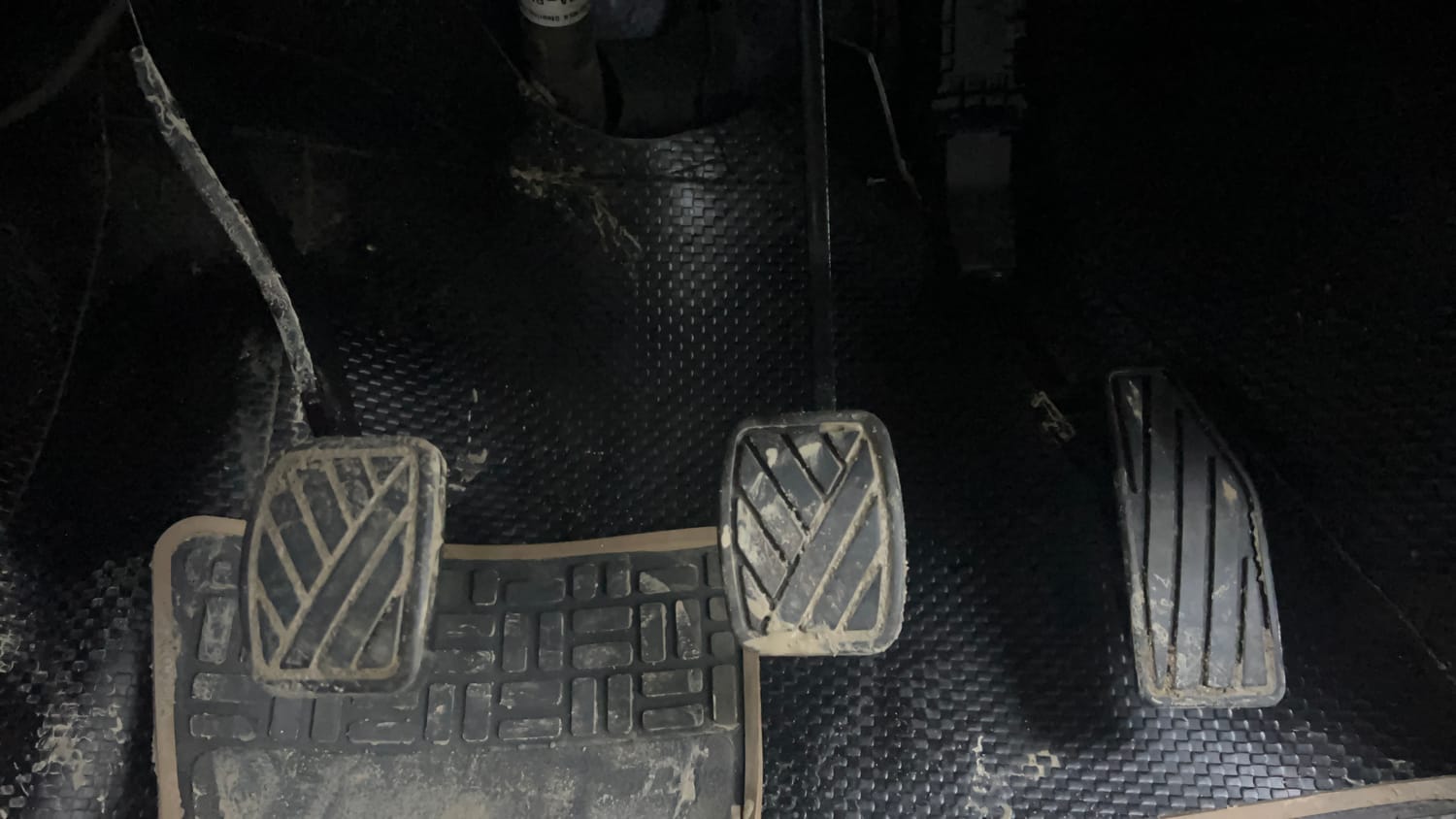 Used 2022 Maruti Suzuki Swift VXi Petrol Manual interior PEDALS VIEW