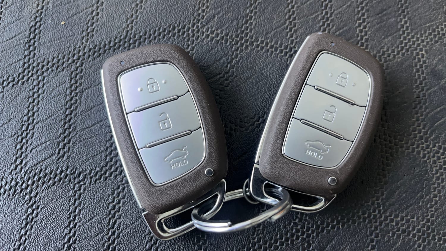 Used 2026 Hyundai Aura SX Plus 1.2 AMT Petrol Petrol Automatic extra CAR KEY VIEW