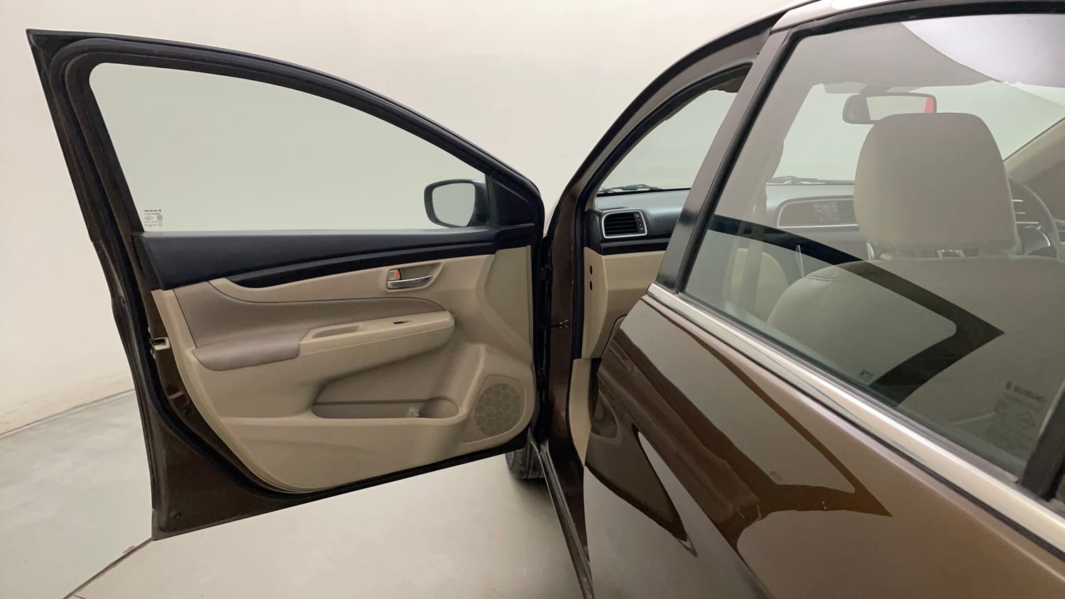 Used 2017 Maruti Suzuki Ciaz ZXI+ Petrol Manual interior LEFT FRONT DOOR OPEN VIEW