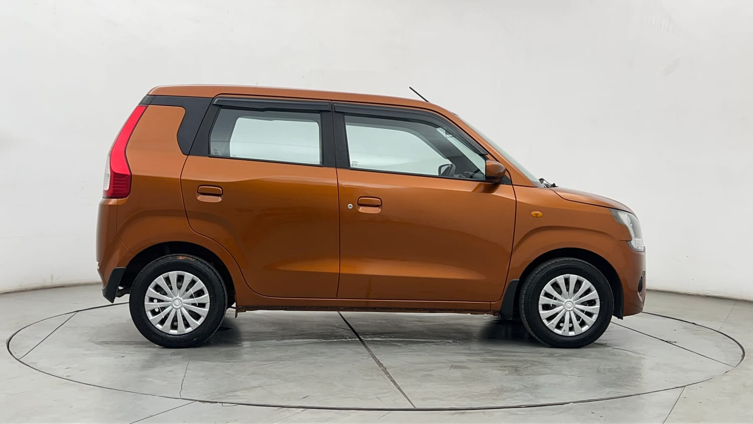 Used 2019 Maruti Suzuki Wagon R VXi 1.2 Petrol Manual exterior RIGHT SIDE VIEW