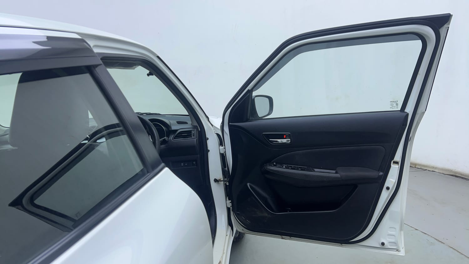 Used 2022 Maruti Suzuki Swift VXi Petrol Manual interior RIGHT FRONT DOOR OPEN VIEW