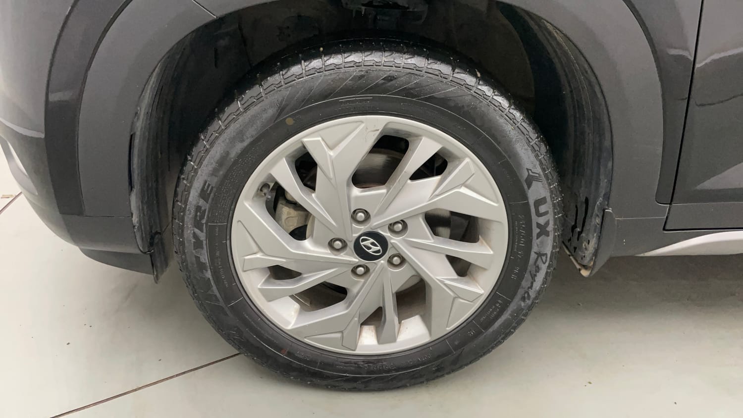 Used 2023 Hyundai Creta SX 1.5 Petrol Petrol Manual tyres LEFT FRONT TYRE RIM VIEW